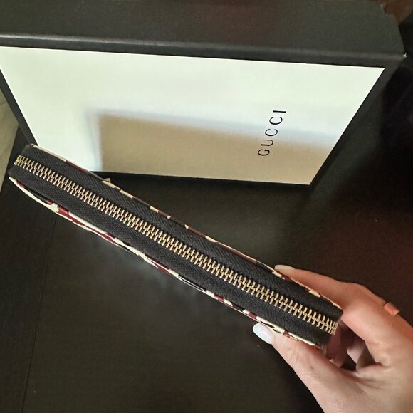 Gucci Tan Leather Betty Shanghai Zip Around Wallet - EUC - Picture 6 of 9